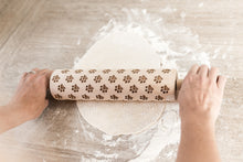 Load image into Gallery viewer, Rolling pin - Woodeen engraved rolling pin ( Love )